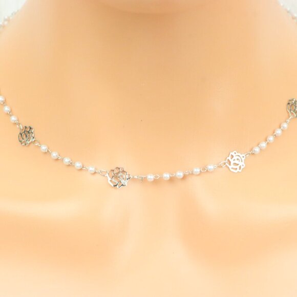 "Minimalist & Elegant Necklace Chain – Perfect for Women & Girls | UNVRC1432 - Picture 10 of 10